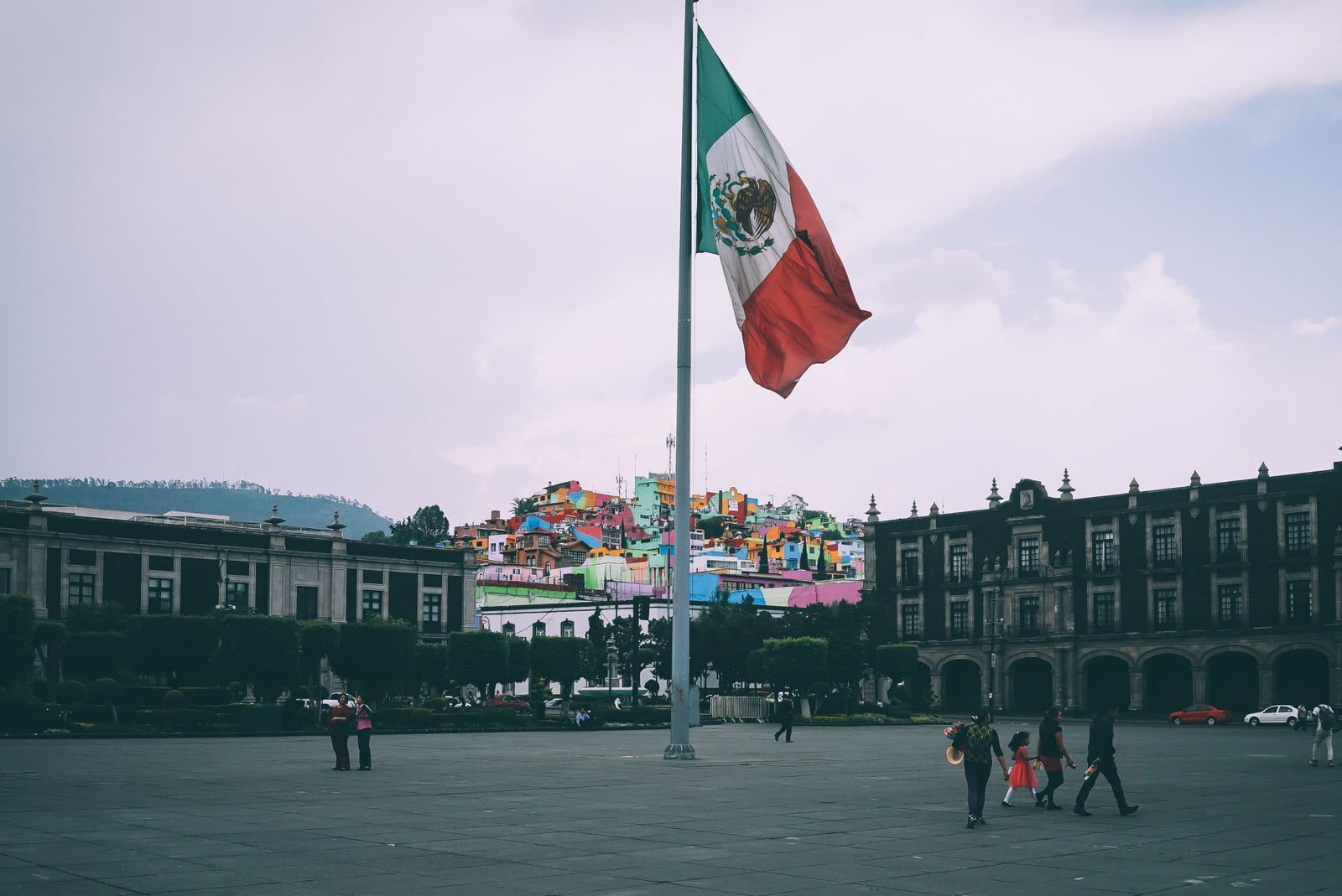 Featured image for “Todo lo que tienes que saber sobre la red Colombianos en México.”
