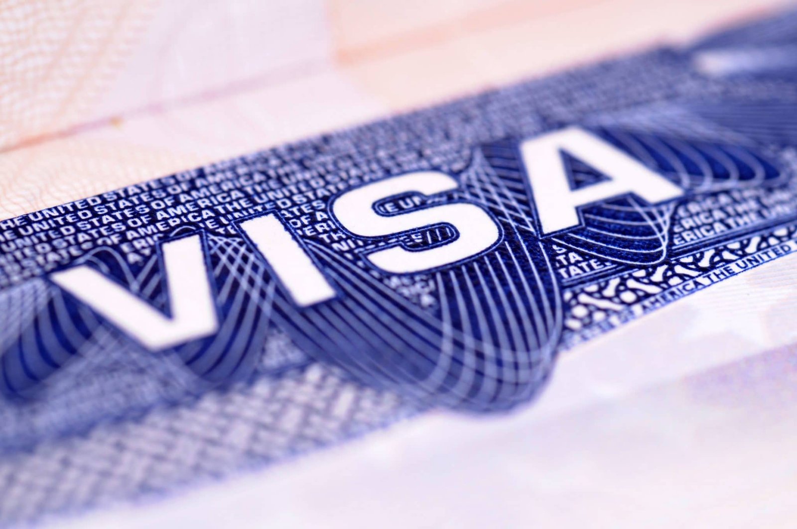 Featured image for “¿ Influyen  tus redes sociales en tu solicitud de la visa? Lee sobre los cambios en las solicitudes y lo que significan”