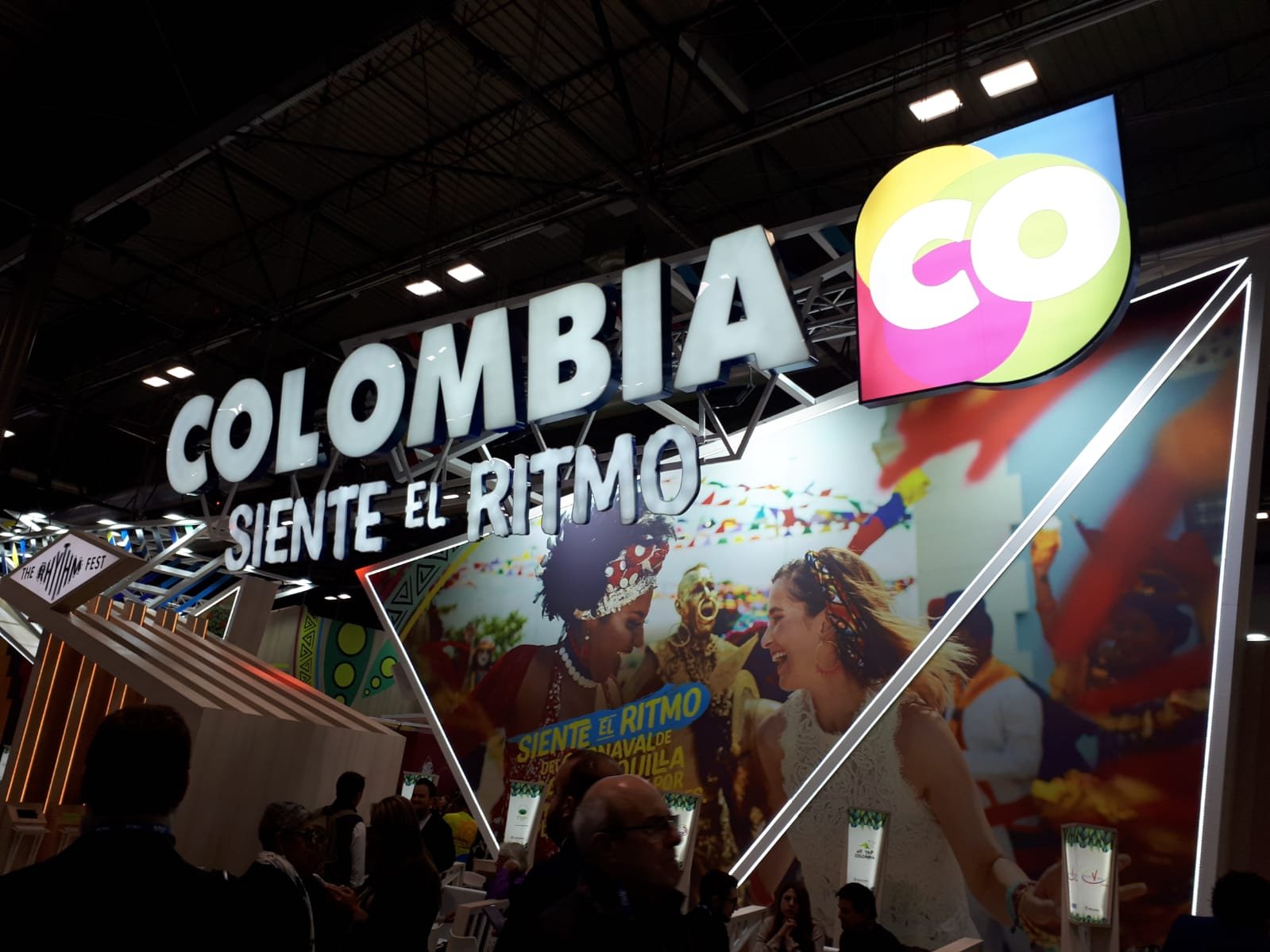 Featured image for “Colombia batió récords en turismo, y lo celebró bailando.”