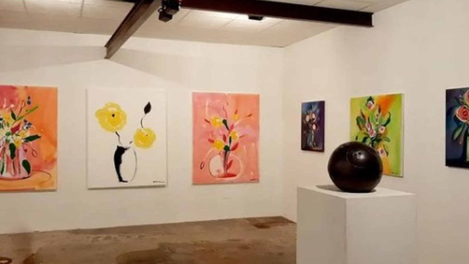 Exposición Flores, color y vida de Duván López