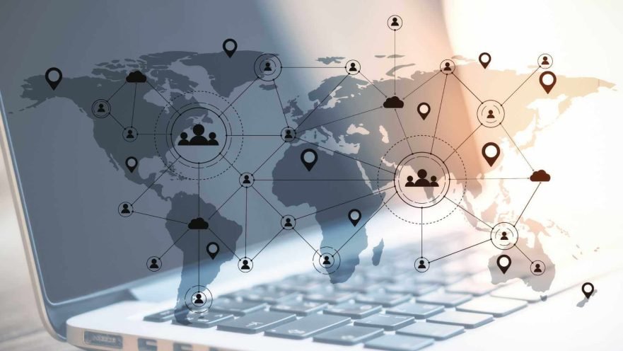 Imagen de computador referencia trabajo remoto