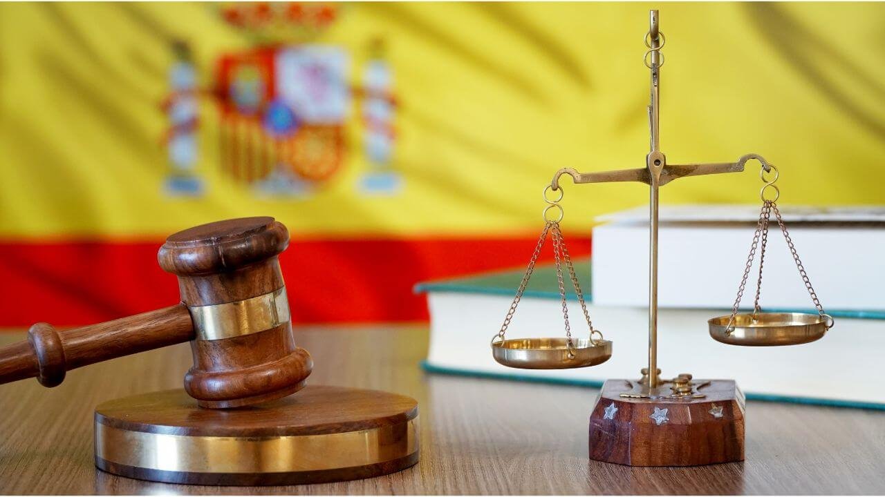 Featured image for “Posible reforma reglamento de extranjería en España”