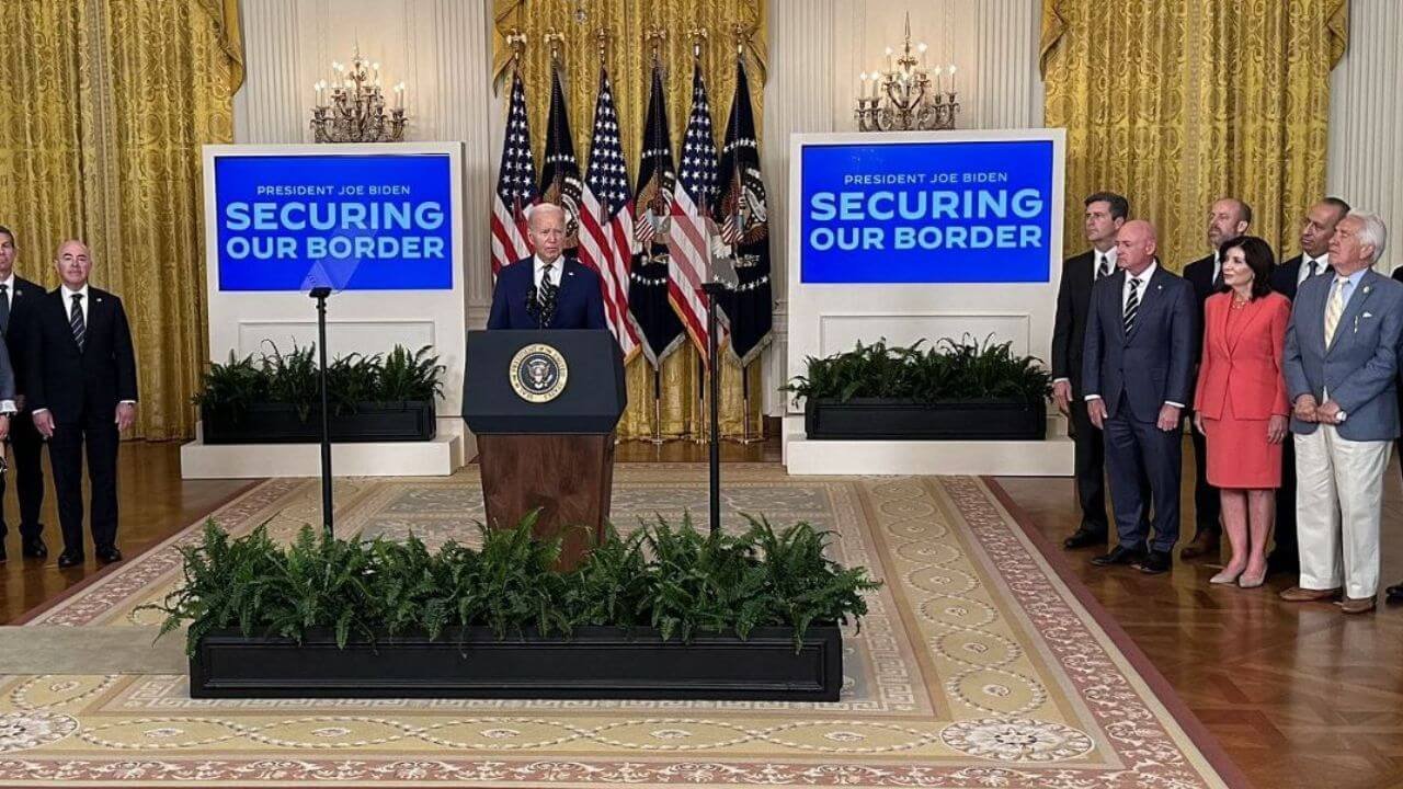 Featured image for “Nueva orden de Biden restringe la Inmigración en la Frontera”