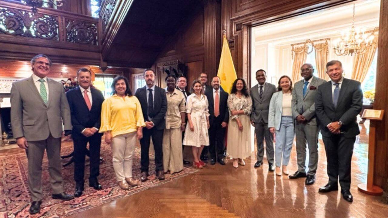 cónsules colombianos en USA