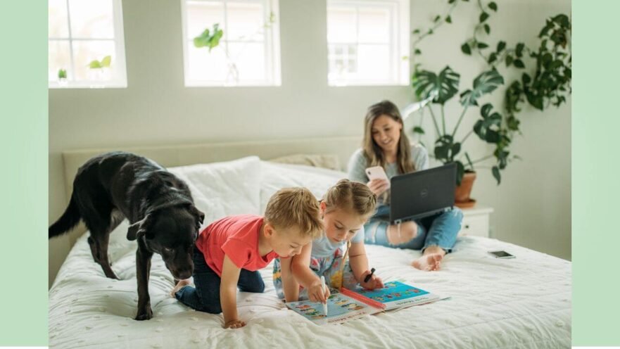 trabajar en casa con niños en vacaciones