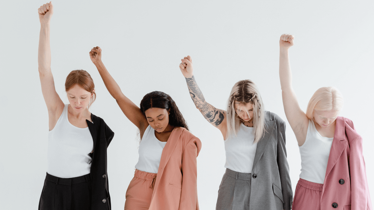 mujeres colombianas en el exterior